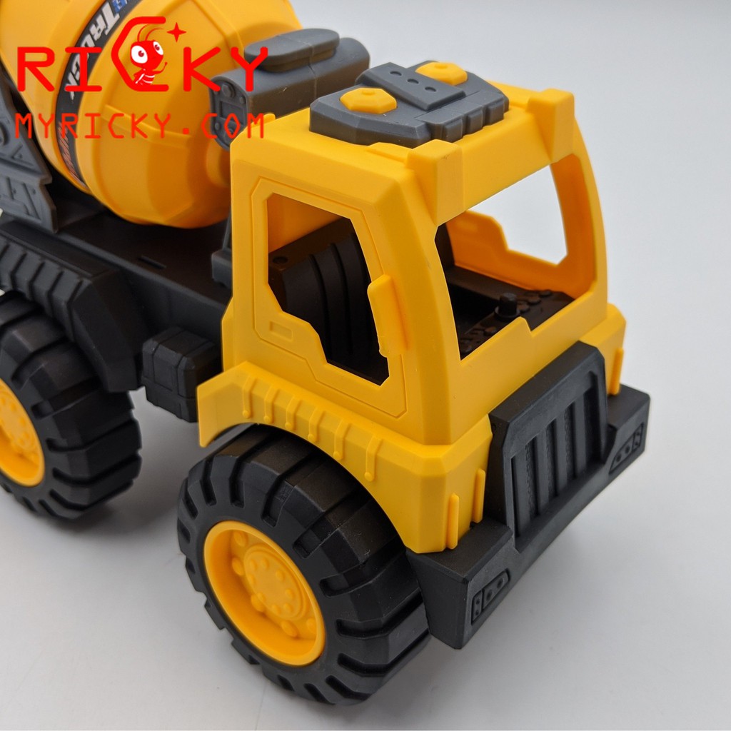Đồ chơi xe trộn bê tông cao cấp