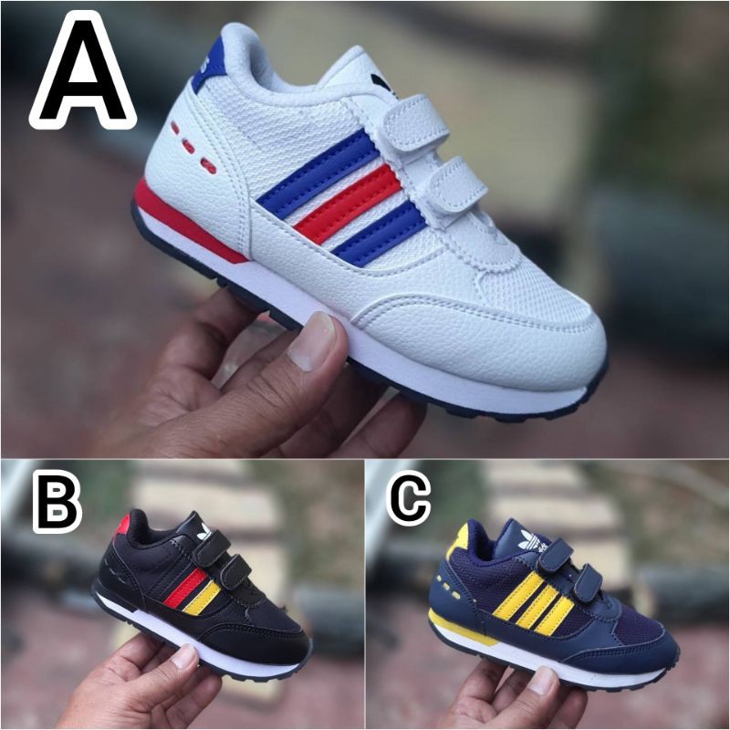 Giày Thể Thao Adidas Chính Hãng Thời Trang Năng Động Cho Bé