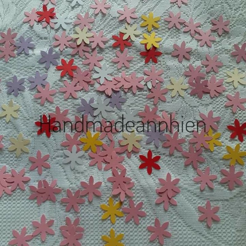 50 hoa 6 cánh 2.1cm, bằng giấy màu - thủ công mầm non cho bé - hình trang trí thiệp 3D, Valentine, sinh nhật