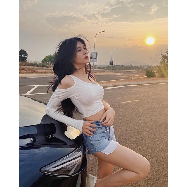 Áo kiểu thun croptop một bên tay phối hở