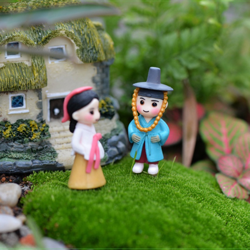 Mô Hình Cặp Đôi Hàn Quốc Trang Trí Tiểu Cảnh