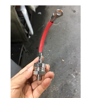 1 cái đi ốt nạp 50A TÀU