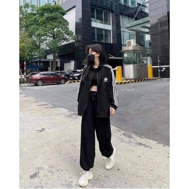 Áo khoác nỉ adidas form rộng hình thêu