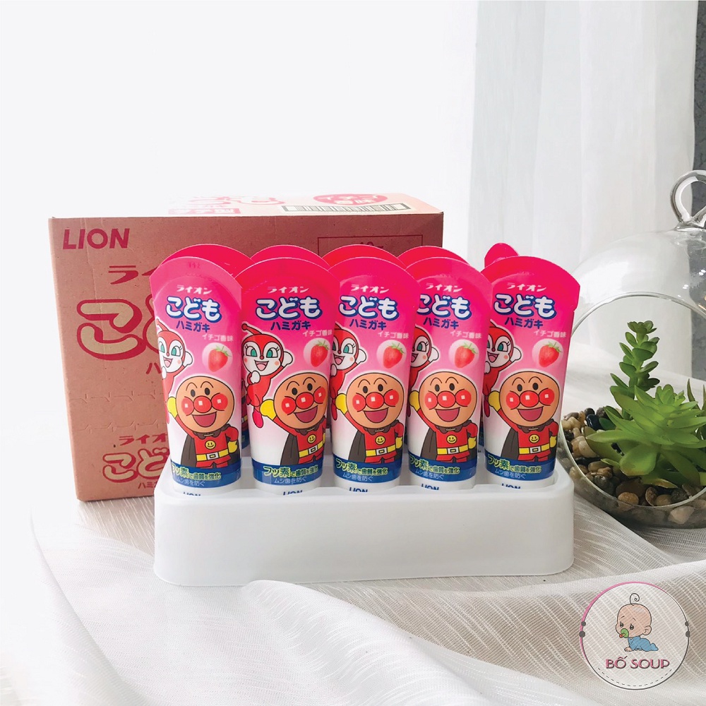 Kem Đánh Răng nuốt được Lion cho bé Nhật Bản