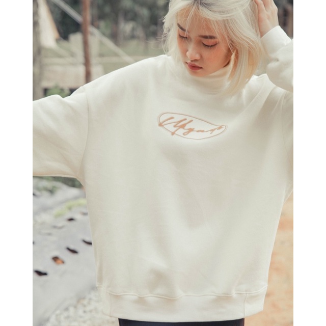 Áo nỉ Oval Turtleneck Sweatshirt