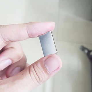 Nam châm đất hiếm 25*15*3mm - 3 Viên