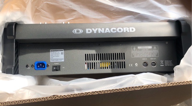Bàn mixer DYNACORD CMS 1000