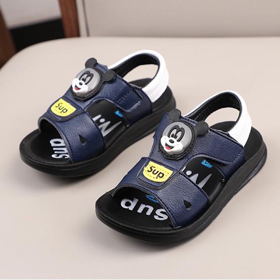 sandal bé trai size 22-26 gấu key