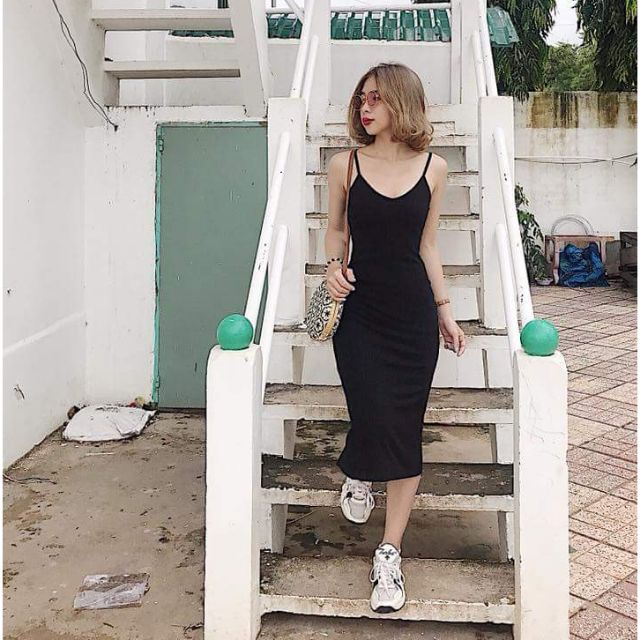 ĐẦM BODY 2 DÂY XẺ SAU