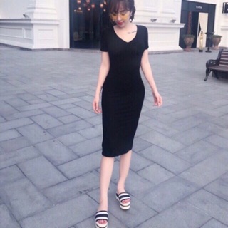 VÁY BODY CỔ TIM XẺ ĐÙI