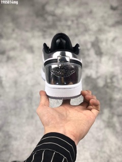 Giày Nike air Jordan 1