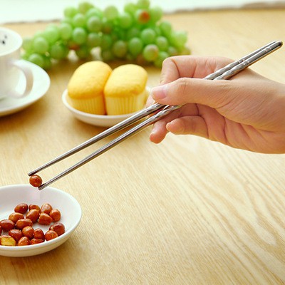 Vỉ 5 đôi đũa ăn nhà bếp inox an toàn, sang trọng, lịch sự