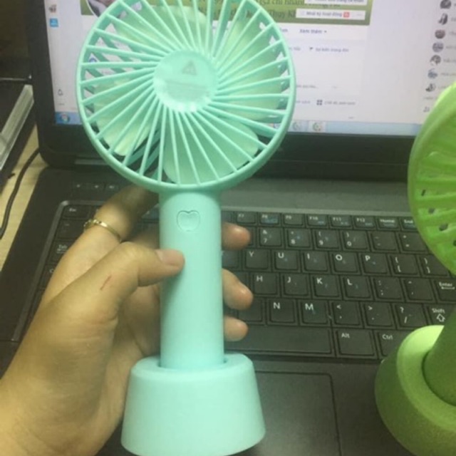 Quạt cầm tay mini