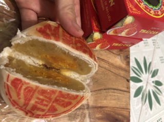 Bánh pía đặc sản Bạc Liêu