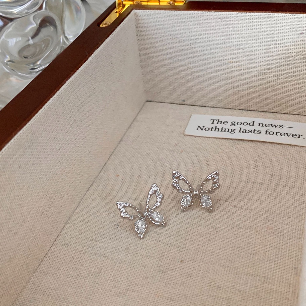 Bông Tai Kẹp Hình Bướm Bằng Kim Loại Đính Đá Không Cần Xỏ Lỗ Thời Trang Cho Nữ CEaH202