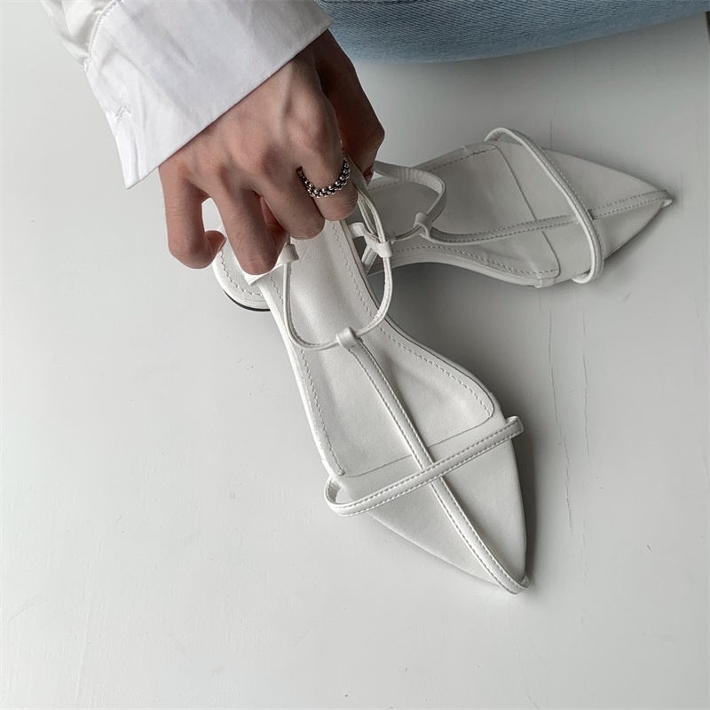 Giày sandal mũi nhọn quyến rũ đế bằng phối dây mỏng kèm khóa phong cách La Mã Hàn Quốc thời trang dành cho nữ