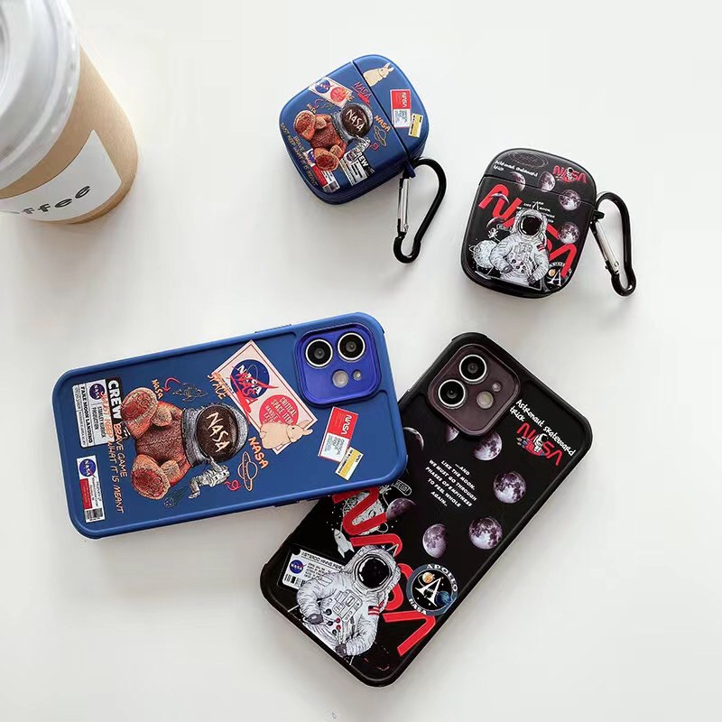 Vỏ Bảo Vệ Hộp Sạc Tai Nghe Airpods 1 / 2 / Pro Hình Phi Hành Gia / Gấu / Logo Nasa Độ | BigBuy360 - bigbuy360.vn