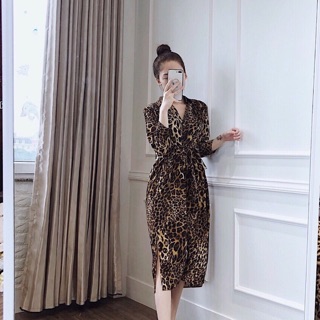 Váy bầu sơ mi da báo