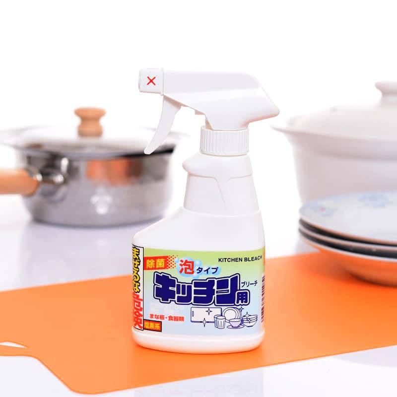 Chai xịt tẩy rửa đồ dùng nhà bếp Rocket dạng bọt dễ lau chùi 300ml Nhật Bản - Tetuchan Store