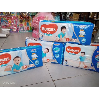 Bỉm Huggies dán size XL38 (11-16kg)