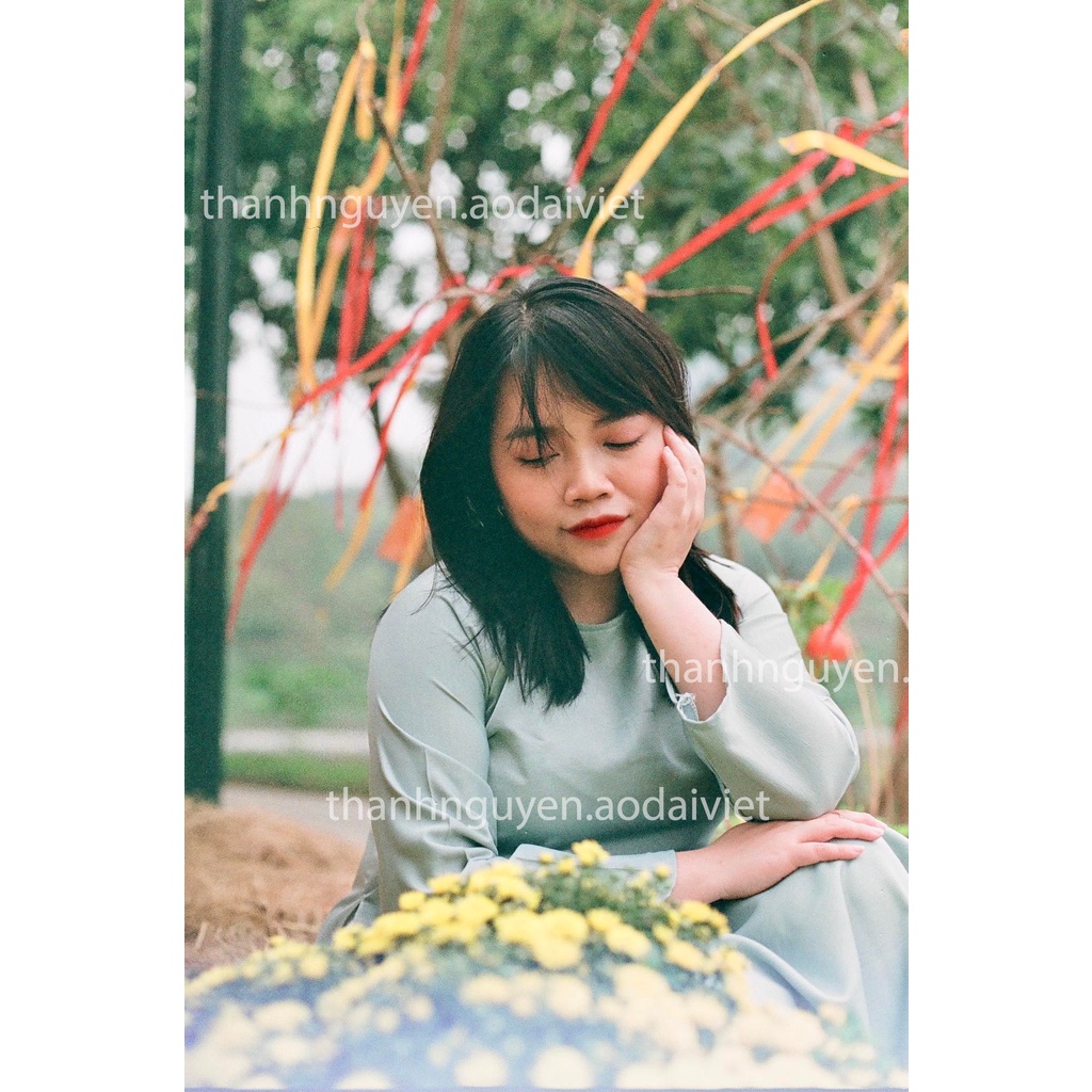 Áo dài xanh mint dáng suông truyền thống lụa Tây Thi