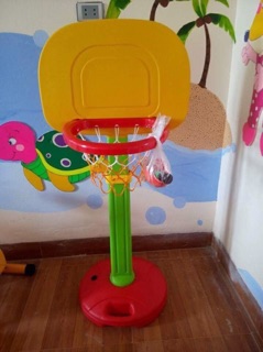 Cột ném bóng rổ nhựa nhập khẩu