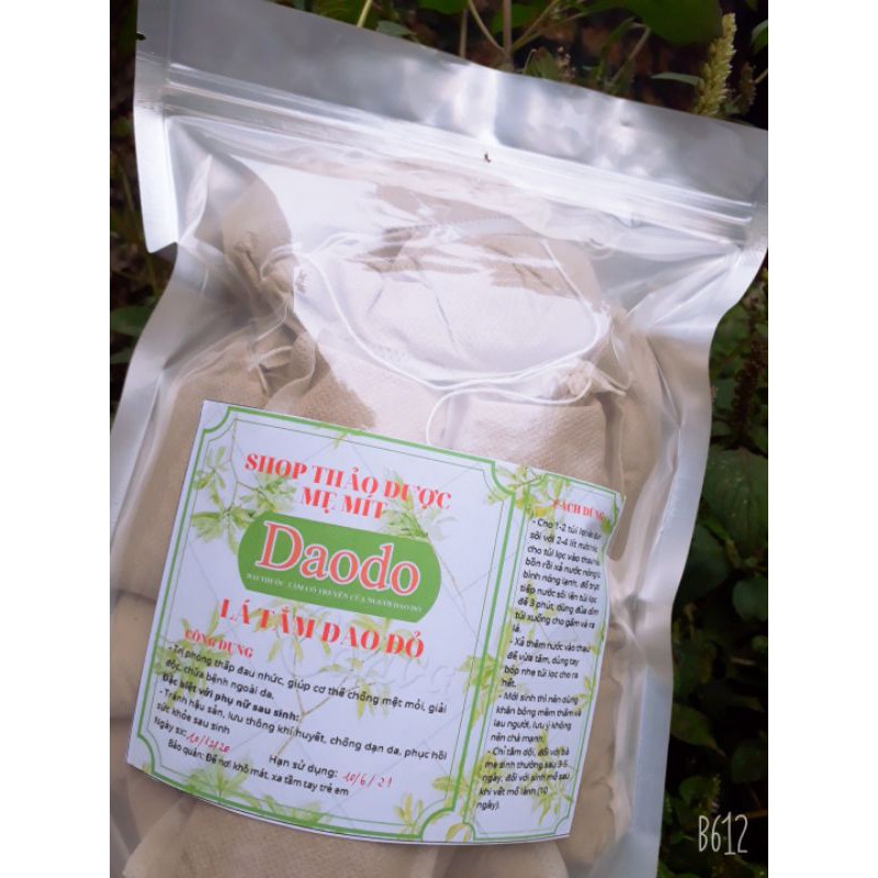 Lá tắm người dao đỏ