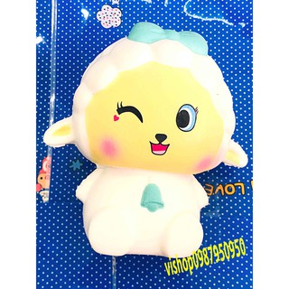 Squishy cô gái cừu trắng