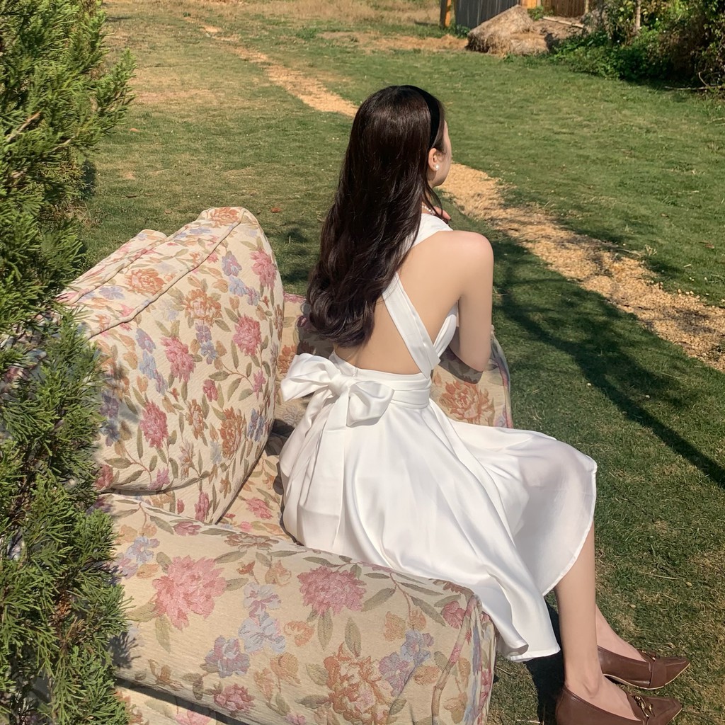 Đầm nữ trắng dáng xòe midi Emilyshop