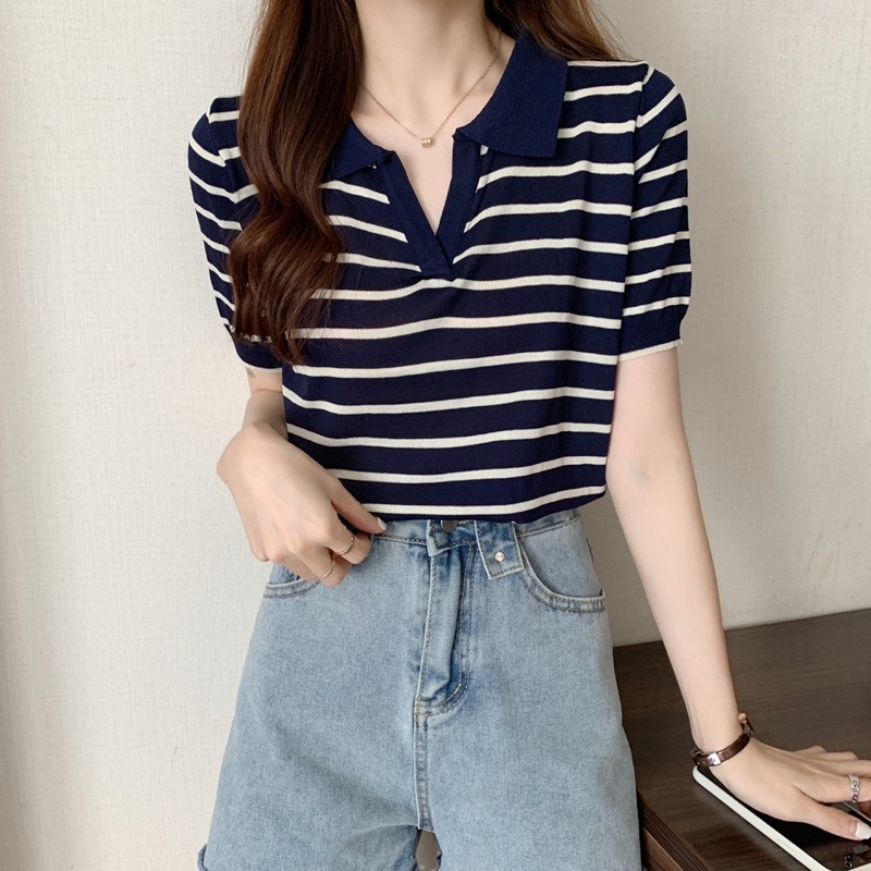 áo polo cổ mở kẻ