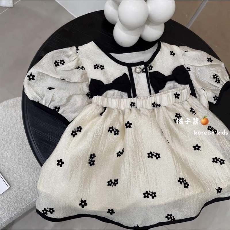 Sét váy thiết kế chạy viền cổ đen sang chảnh cho bé gái từ 10-24kg💋