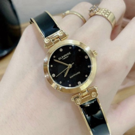 Đồng hồ nữ SR KÉT kính chống xước, dây lắc, bảo hành 12 tháng mặt tròn , mặt vuông