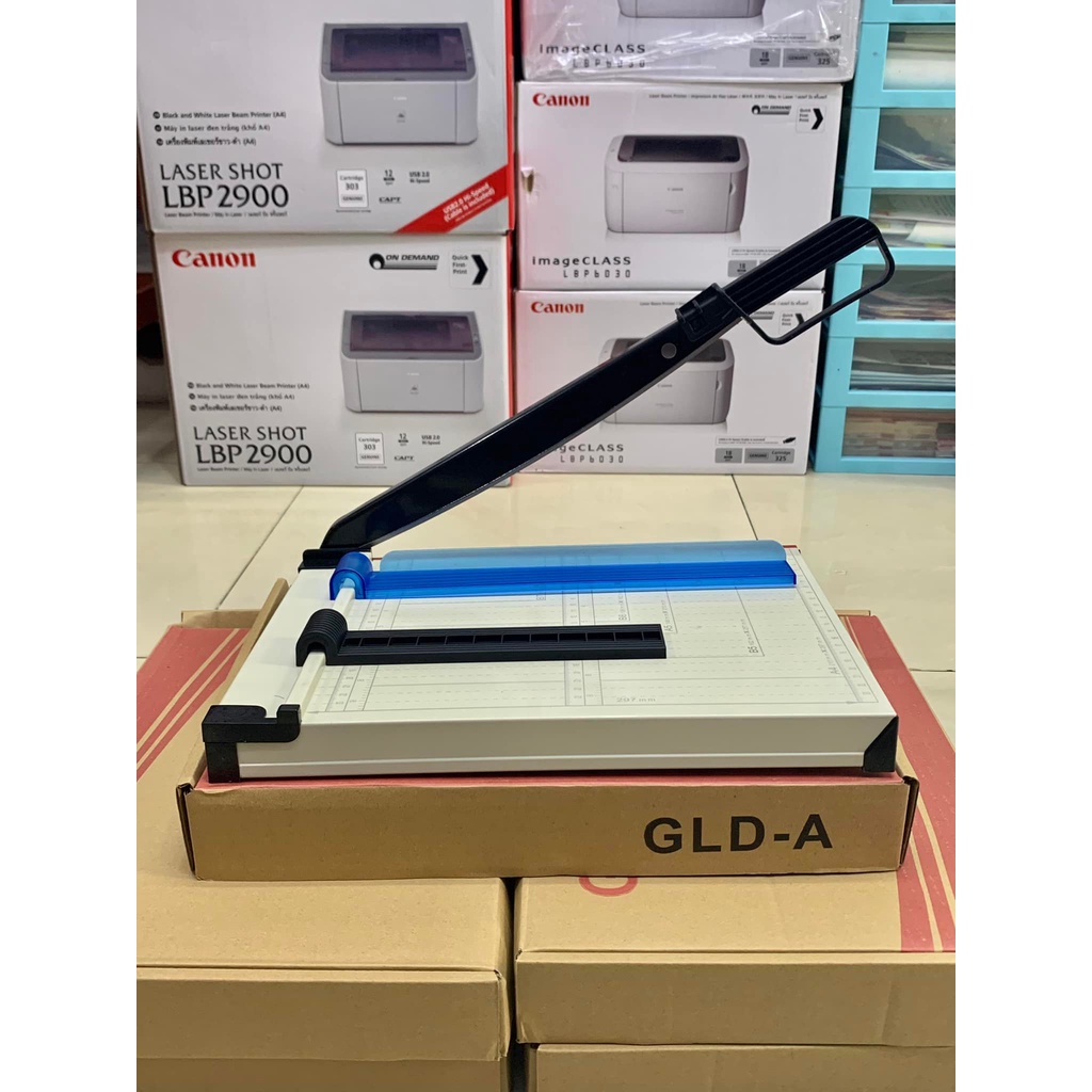 Bàn cắt giấy A4 GLD-A4
