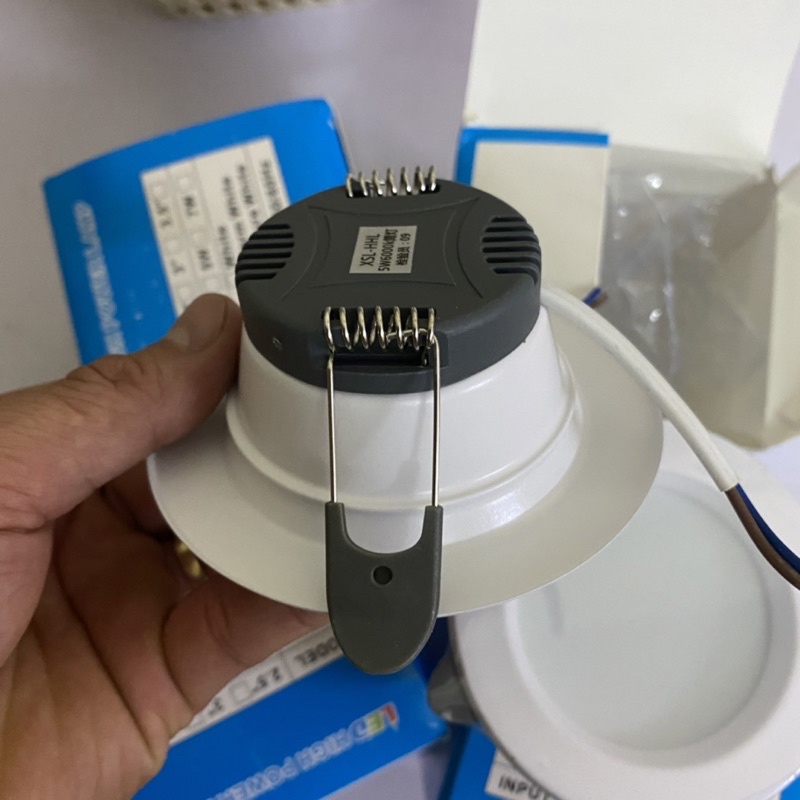 Thanh Lý: Downlight Siêu Mỏng Tròn φ90 -trắng Đèn Led Âm Trần Siêu Mỏng Tròn Mặt Trắng Cao Cấp 5w