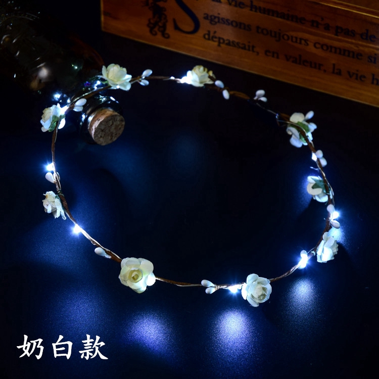 Vòng hoa có đèn LED nhiều màu thiết kế độc đáo dành cho nữ
