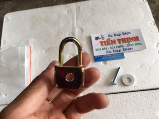 Móc treo đồ Titan