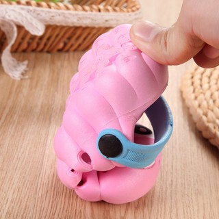 Dép sục sâu cho bé