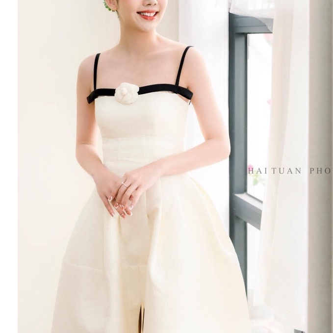 Đầm đi tiệc hai dây dáng xòe thiết kế sang trọng