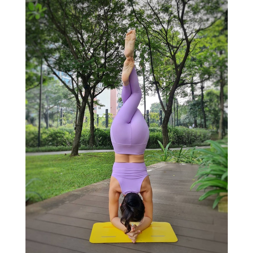 Miếng lót đầu tập Handstand - Thư viện Yoga - Chất liệu cao su, Kích thước 64cm x 34cm, dày 4,2mm