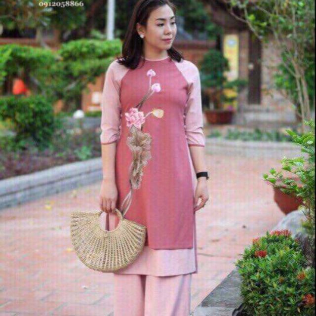 Áo dài cách tân thêu tay