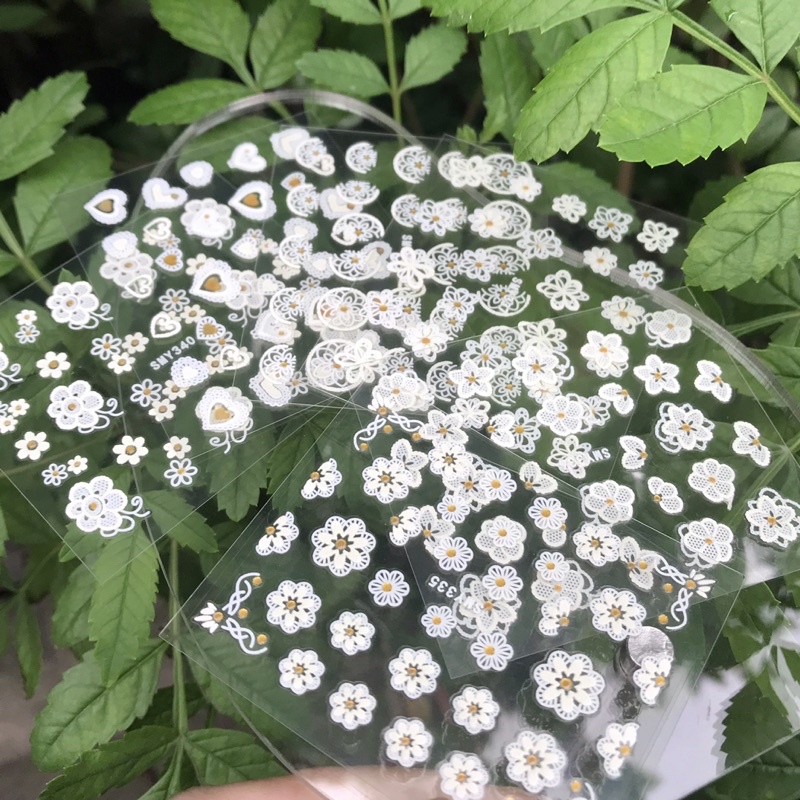 Sticker dán móng nail hoa lá và trái tim 3d