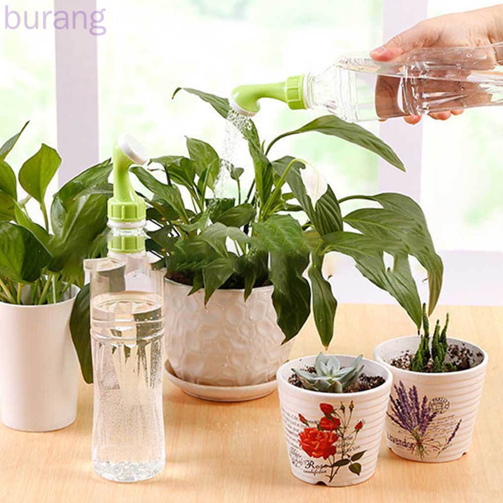 Đầu vòi phun nước gắn chai lọ tưới cây tiện lợi