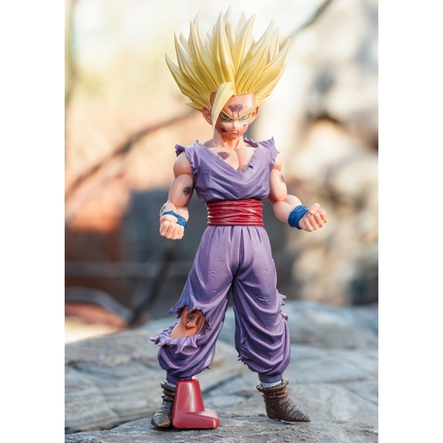 Mô Hình Nhân Vật Super Saiyan 37 Trong Phim Bảy Viên Ngọc Rồng