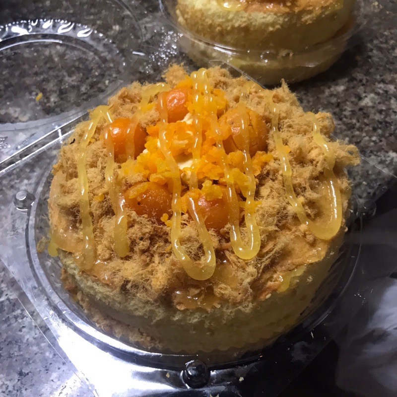 Bánh Bông Lan Trứng Muối