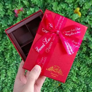 Hộp socola valentin 6 viên màu đỏ