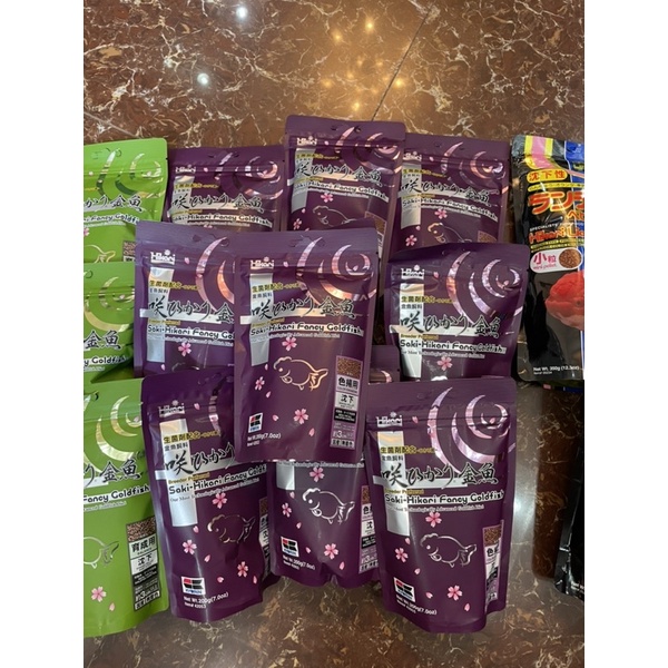 Cám cá vàng Saki Hikari Goldfish Color 200g