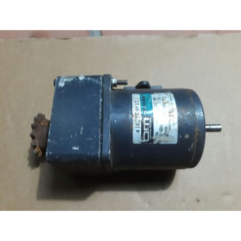 Motor giảm tốc 220v - 25w Vòng quay chậm.