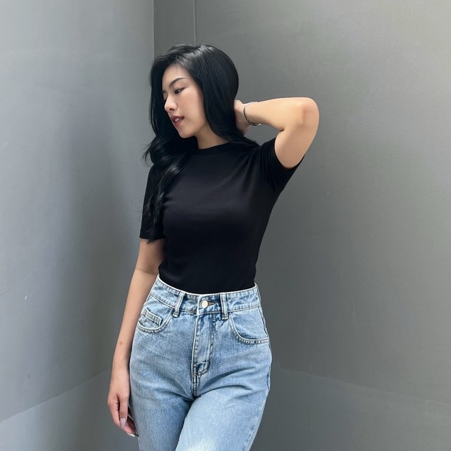 Áo Thun Trơn Nữ Tay Ngắn Cổ Cao Màu Trắng, Đen- HNFBT - Hashtagem ( freesize dưới 53kg)