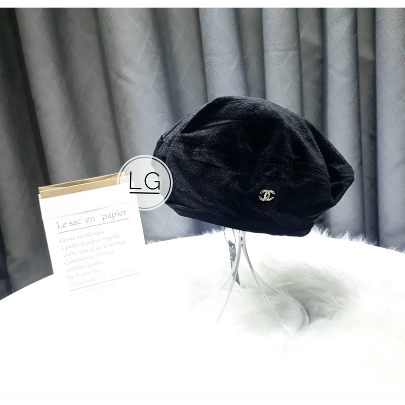 Mũ nồi nhung channel mai phương bùi