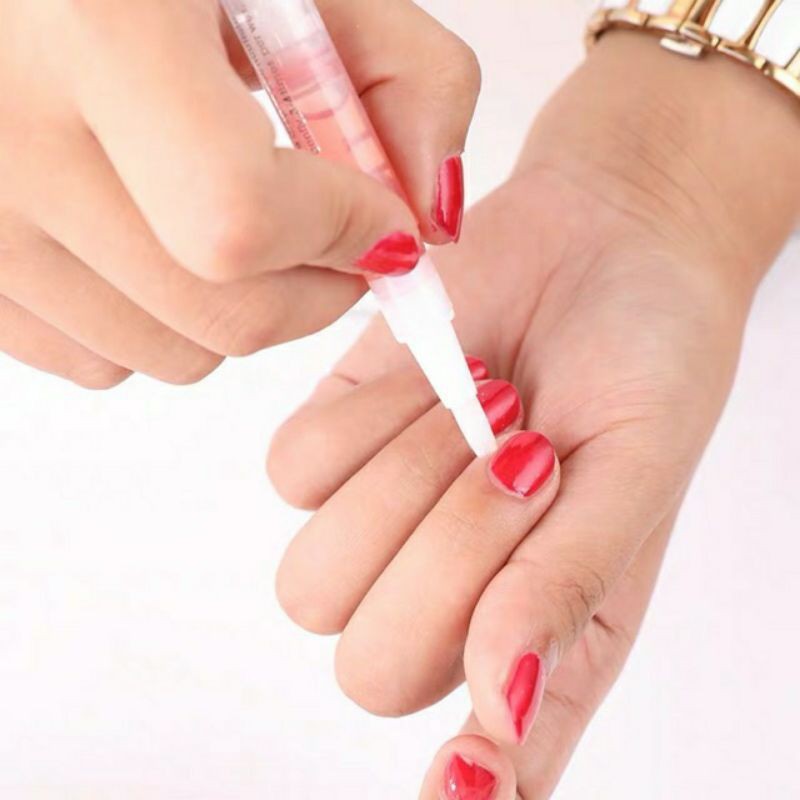 Bút dưỡng móng , dưỡng viền móng opi